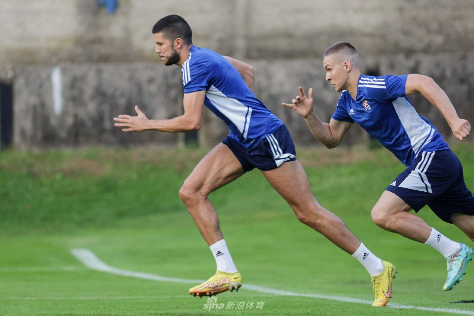 室领袖存在 室领袖存在