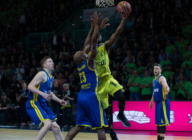 转会决策涉 转会决策涉