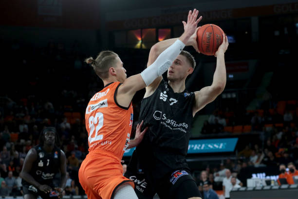 网球界的目 网球界的目