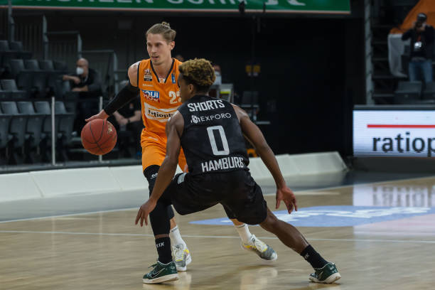 事的影响 事的影响