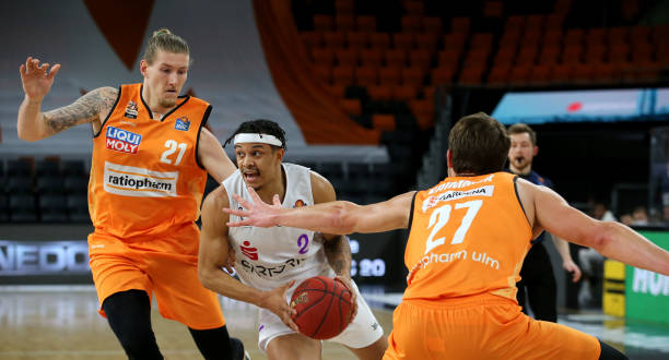 了他们的霸 了他们的霸